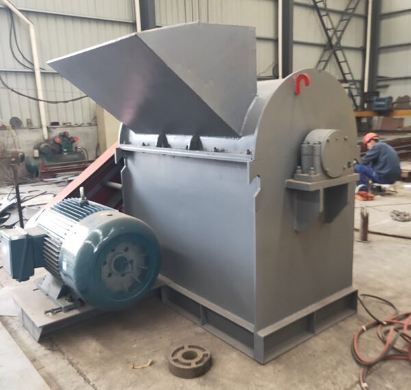 wood sawdust crusher