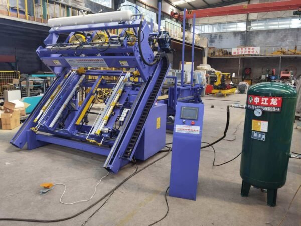 wood pallet nailing machine